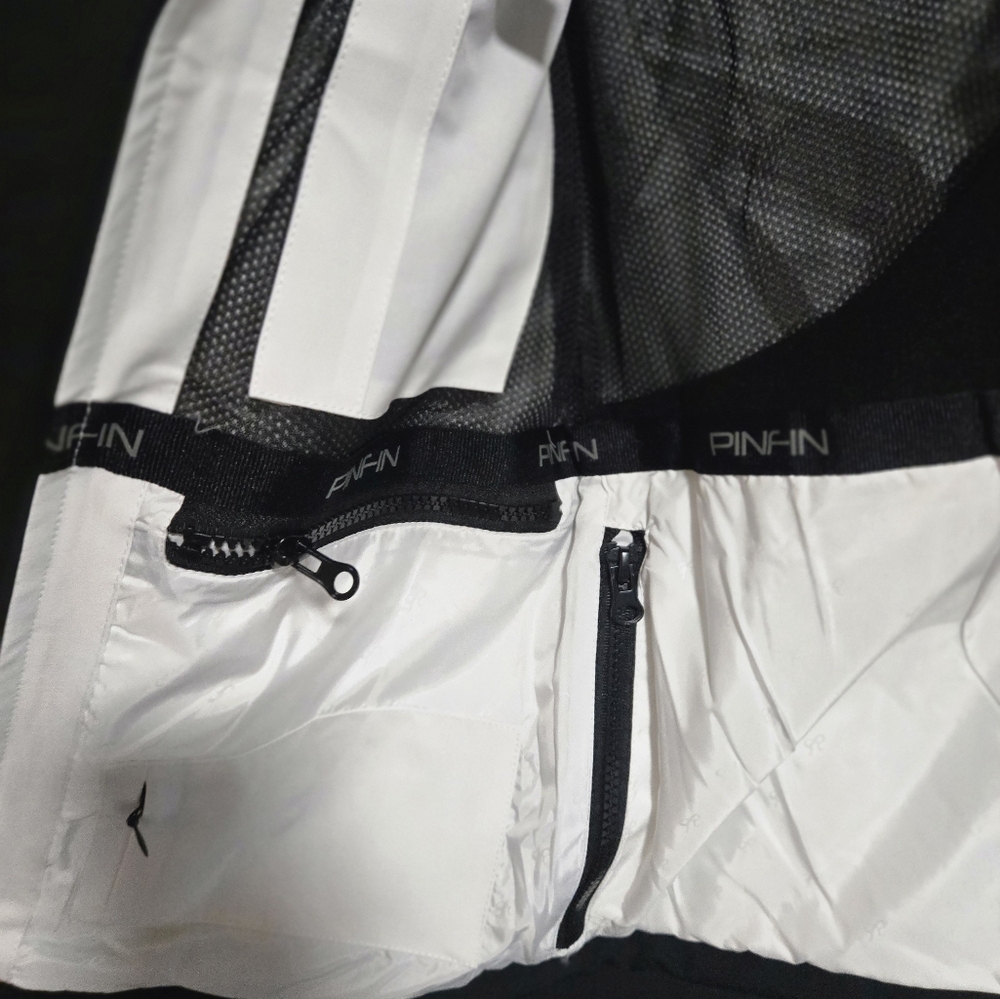 PinFin White Winbreaker High Tech Womens Med NWT - Picture 8 of 8
